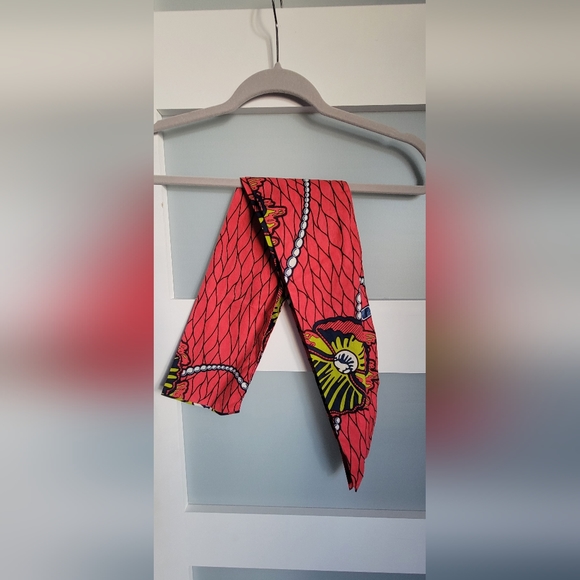 Dress - Picture 8 of 8